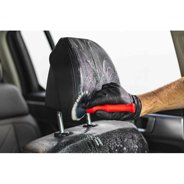 Multi Surface RTU is a ready-to-use APC degreaser suitable for heavy cleaning of various surfaces.