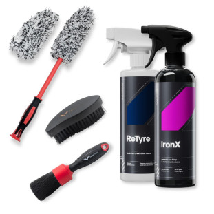 Reinigingspakket voor banden en velgen met borstels en accessoires van FALKO TOOLS en producten van CARPRO
