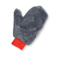The interior cleaning glove is designed for dusting.