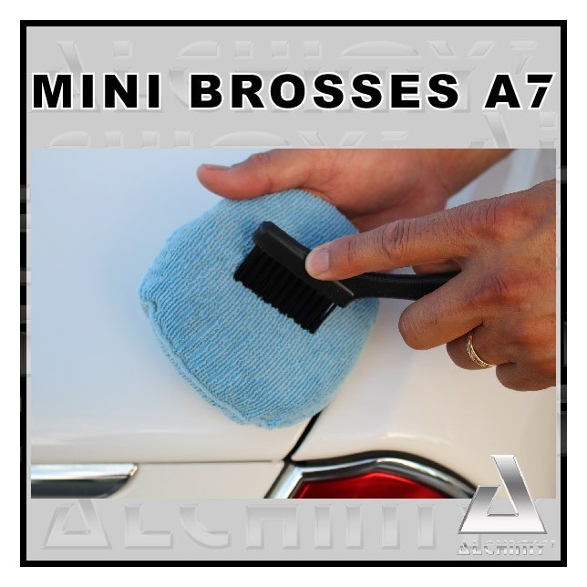 Mini Brush A7 Leather & Textile